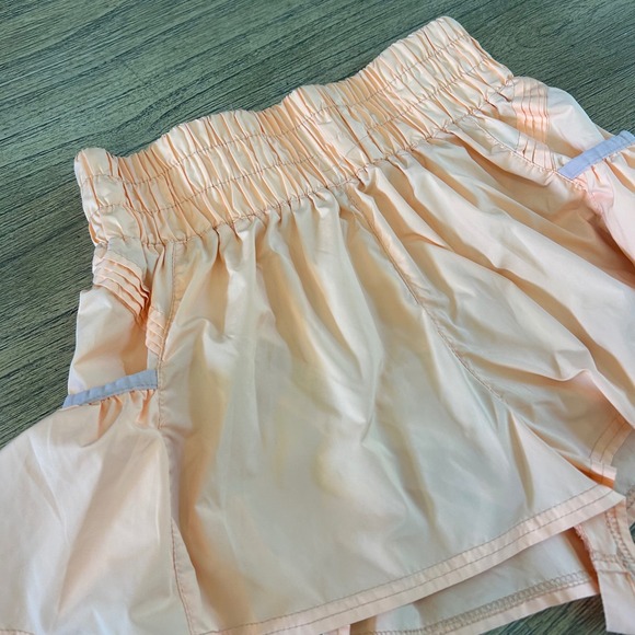 Free People Movement Melon Get your flirt on High Waisted Shorts Women S - Picture 3 of 8